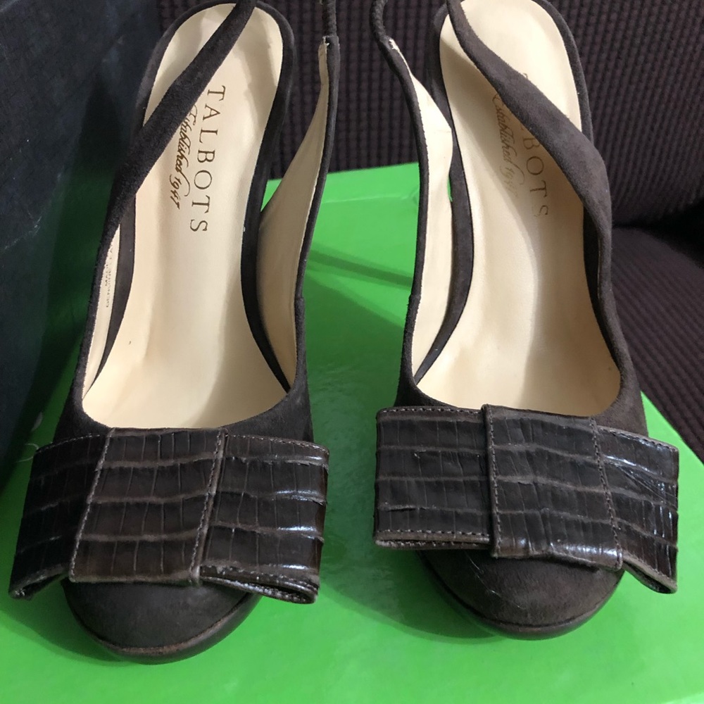 Talbots slingback heels in size 5